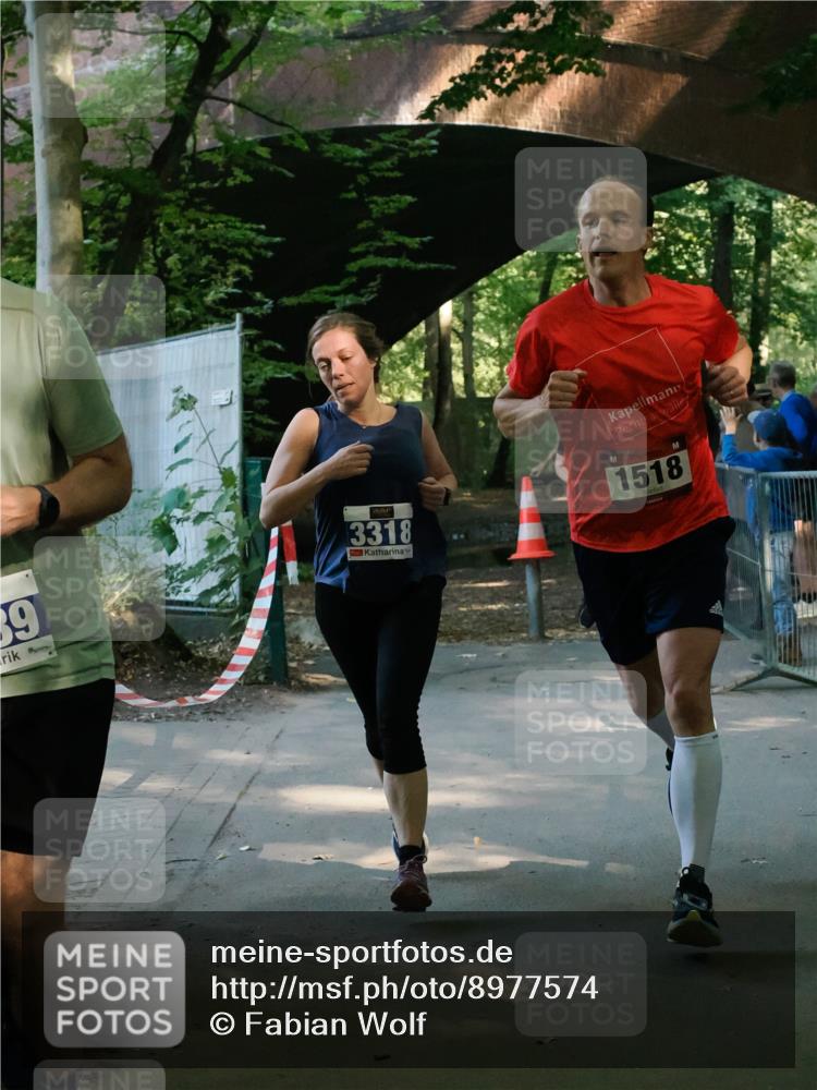 28.09.2025 - 33. Volkslauf durch das schöne Alstertal Fabian Wolf http://msf.ph/oto/8977574 28.09.2025 11:30:02 Laufen 39, 3318, 1518 meine-sportfotos.de