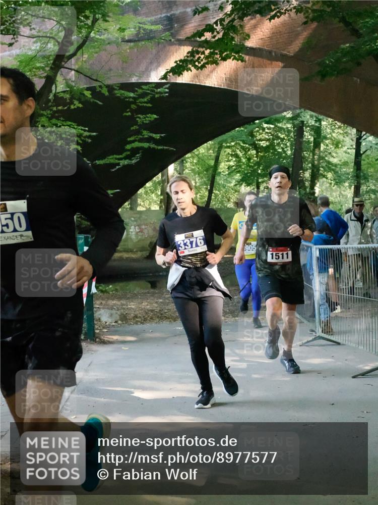 28.09.2025 - 33. Volkslauf durch das schöne Alstertal Fabian Wolf http://msf.ph/oto/8977577 28.09.2025 11:30:04 Laufen 50, 3376, 905, 1511 meine-sportfotos.de