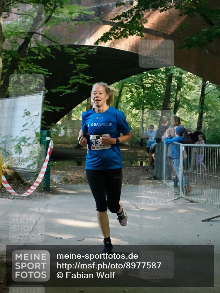 28.09.2025 - 33. Volkslauf durch das schöne Alstertal Fabian Wolf http://msf.ph/oto/8977587 28.09.2025 11:30:40 Laufen 33 meine-sportfotos.de