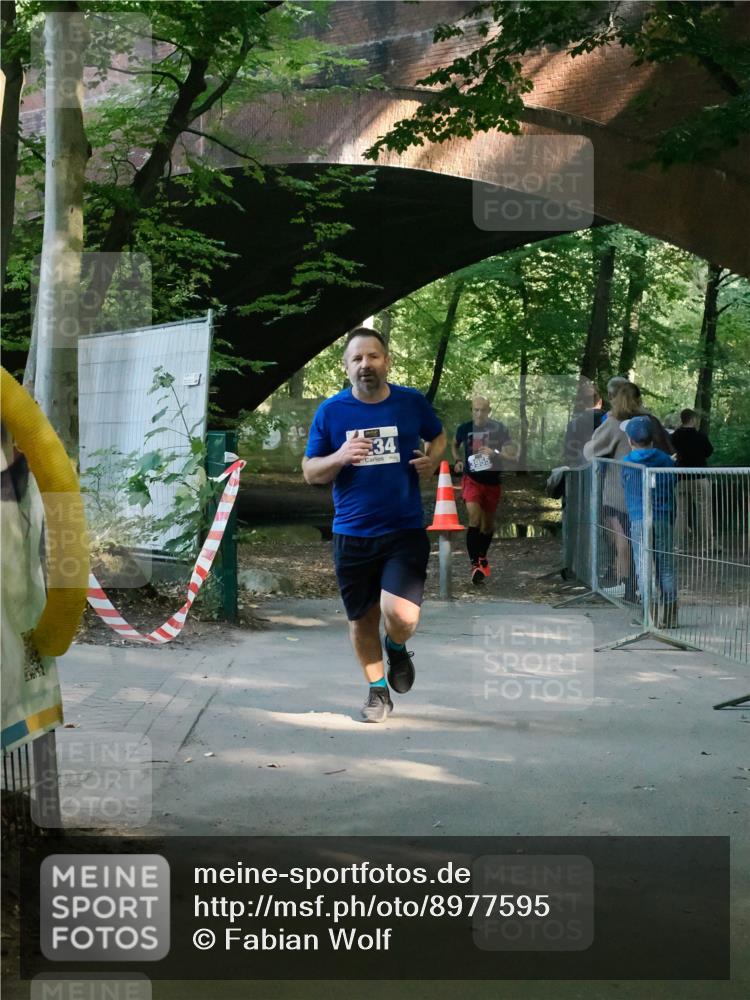 28.09.2025 - 33. Volkslauf durch das schöne Alstertal Fabian Wolf http://msf.ph/oto/8977595 28.09.2025 11:30:50 Laufen 34, 3955 meine-sportfotos.de