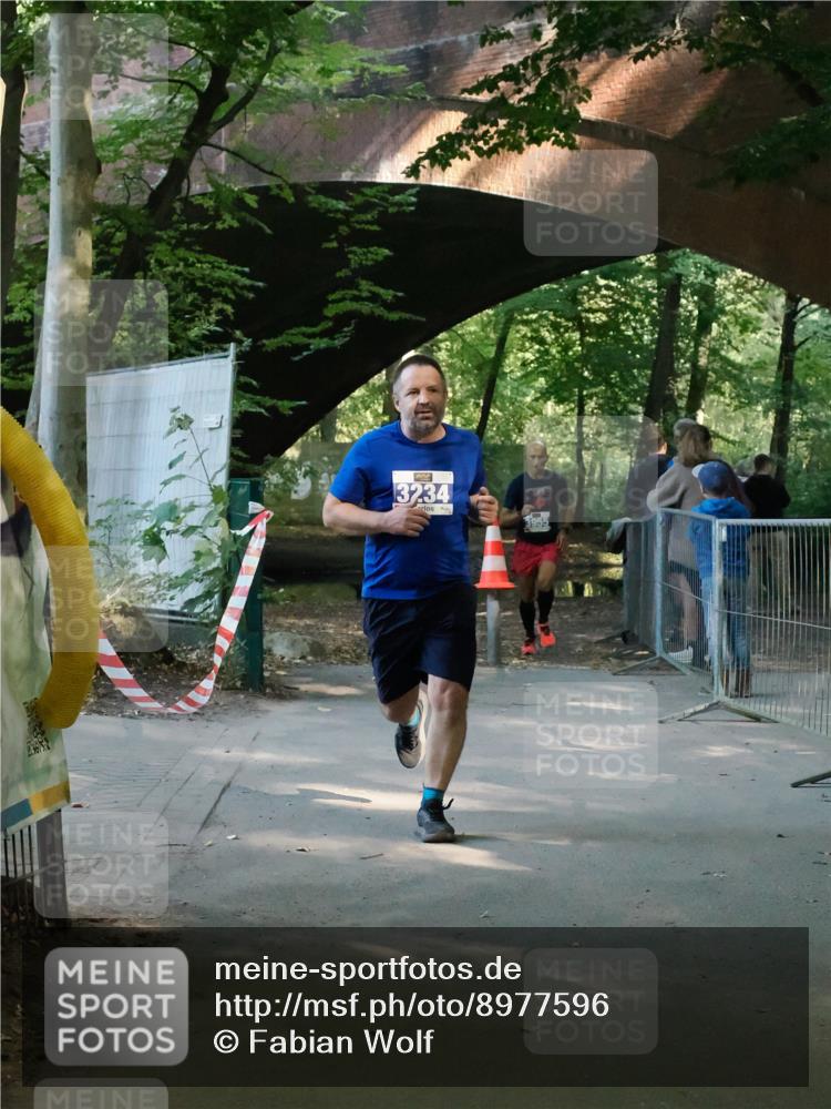 28.09.2025 - 33. Volkslauf durch das schöne Alstertal Fabian Wolf http://msf.ph/oto/8977596 28.09.2025 11:30:50 Laufen 3234, 3955 meine-sportfotos.de