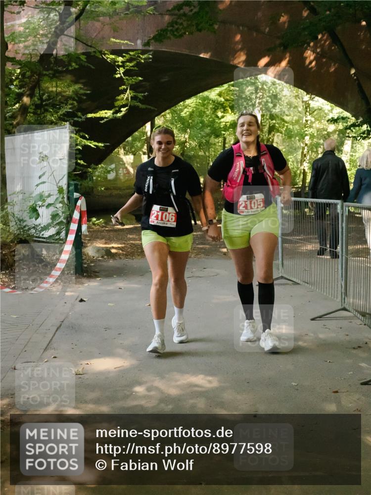 28.09.2025 - 33. Volkslauf durch das schöne Alstertal Fabian Wolf http://msf.ph/oto/8977598 28.09.2025 13:03:23 Laufen 2106, 2105 meine-sportfotos.de