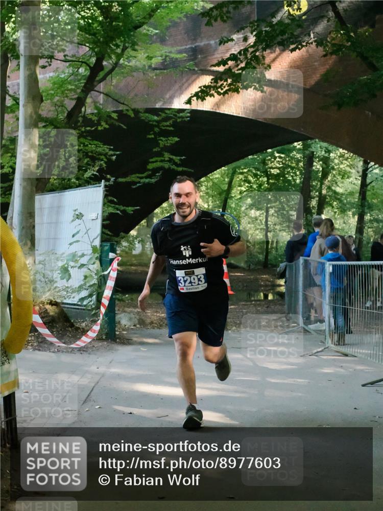 28.09.2025 - 33. Volkslauf durch das schöne Alstertal Fabian Wolf http://msf.ph/oto/8977603 28.09.2025 11:31:04 Laufen 3293 meine-sportfotos.de