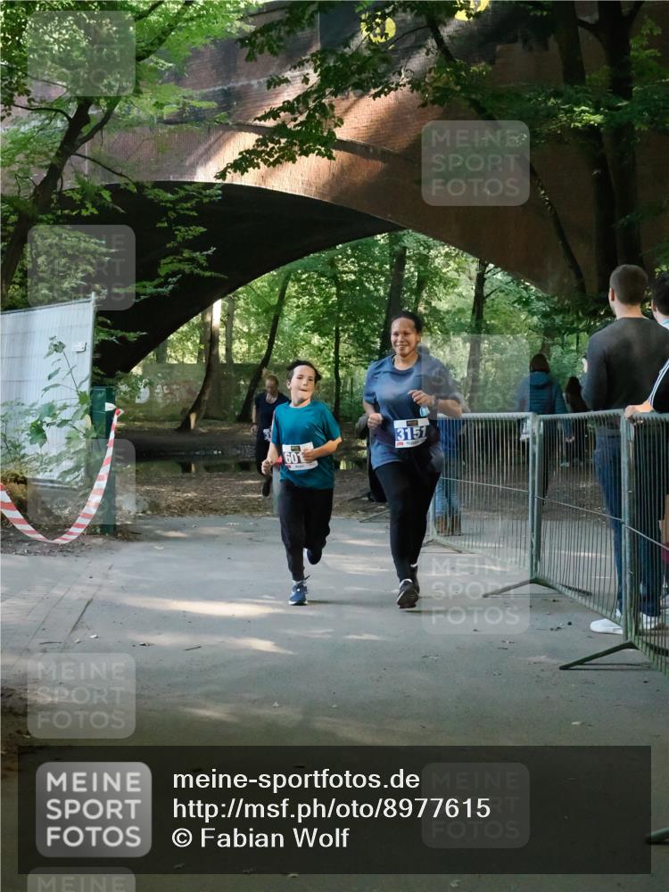 28.09.2025 - 33. Volkslauf durch das schöne Alstertal Fabian Wolf http://msf.ph/oto/8977615 28.09.2025 11:31:41 Laufen 601, 3151 meine-sportfotos.de