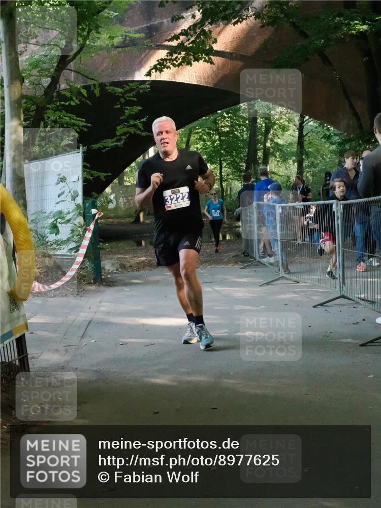 28.09.2025 - 33. Volkslauf durch das schöne Alstertal Fabian Wolf http://msf.ph/oto/8977625 28.09.2025 11:31:56 Laufen 3222 meine-sportfotos.de