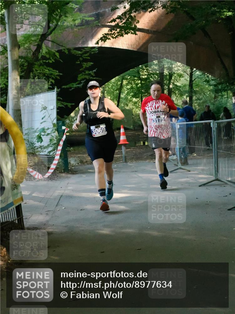 28.09.2025 - 33. Volkslauf durch das schöne Alstertal Fabian Wolf http://msf.ph/oto/8977634 28.09.2025 11:32:18 Laufen 3069 meine-sportfotos.de