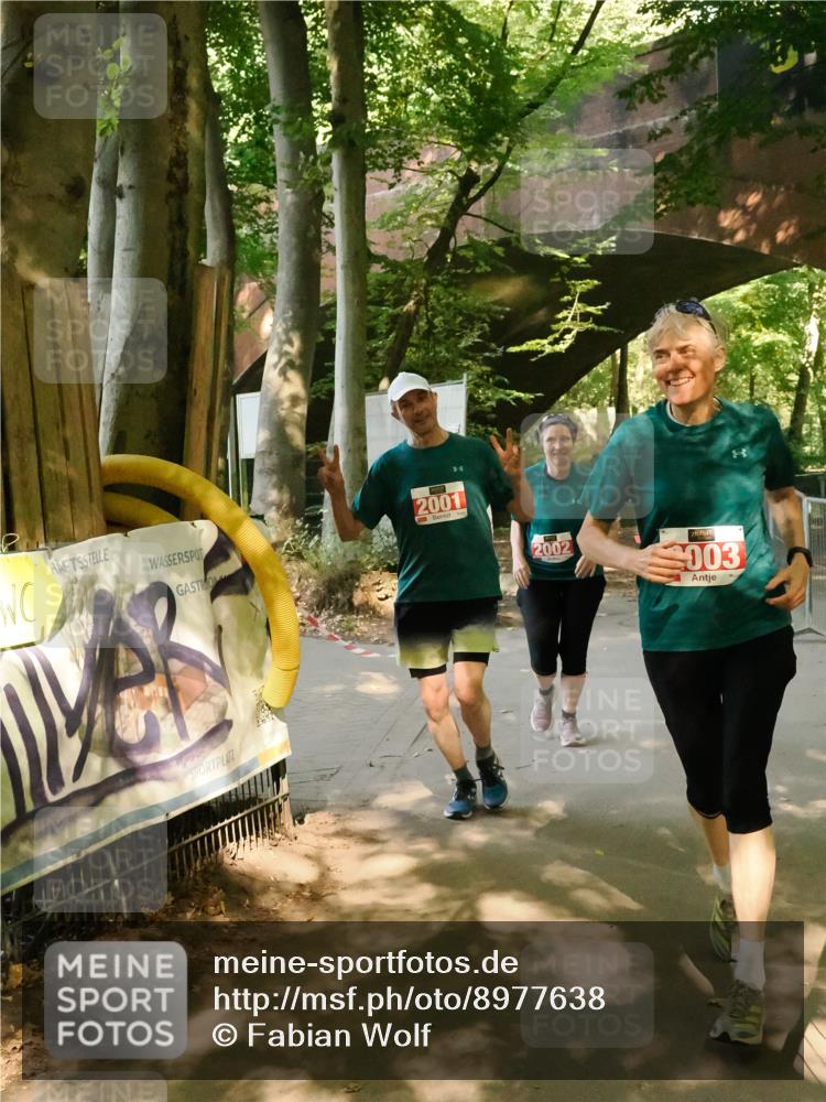 28.09.2025 - 33. Volkslauf durch das schöne Alstertal Fabian Wolf http://msf.ph/oto/8977638 28.09.2025 13:08:54 Laufen 2001, 2, 2002, 003 meine-sportfotos.de