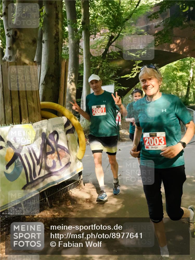 28.09.2025 - 33. Volkslauf durch das schöne Alstertal Fabian Wolf http://msf.ph/oto/8977641 28.09.2025 13:08:54 Laufen 2001, 2003 meine-sportfotos.de