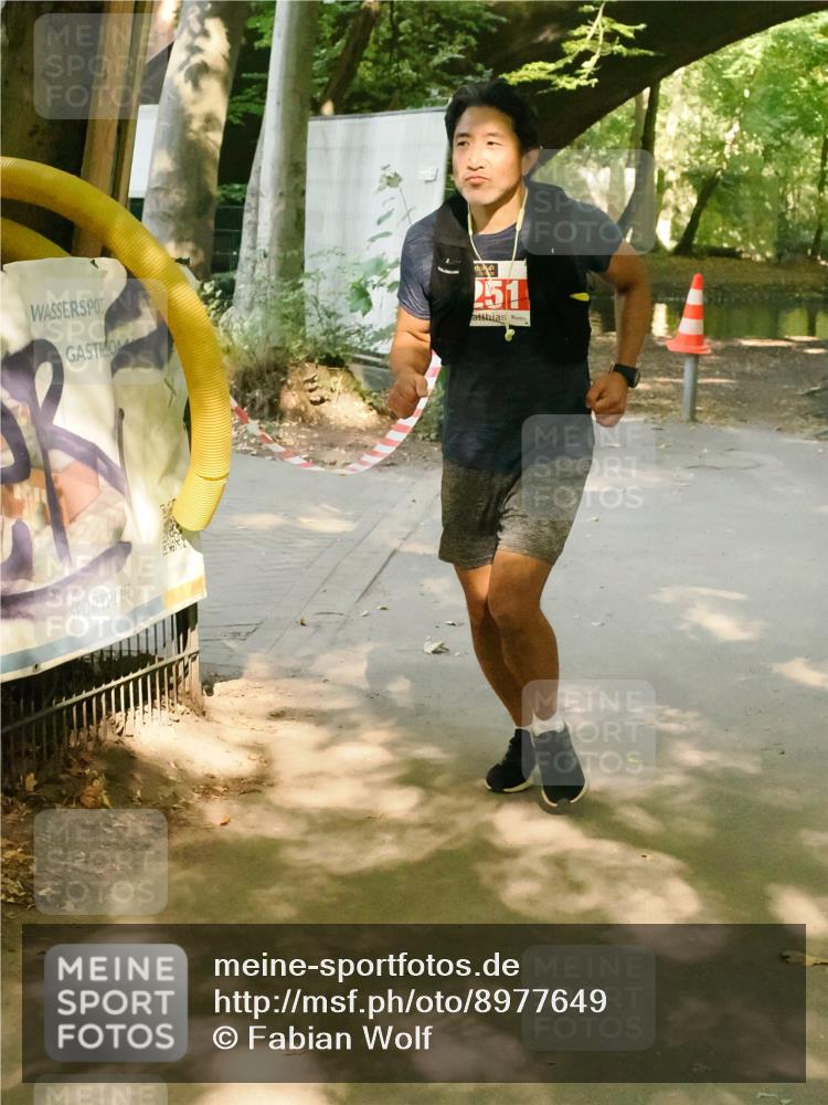 28.09.2025 - 33. Volkslauf durch das schöne Alstertal Fabian Wolf http://msf.ph/oto/8977649 28.09.2025 13:09:36 Laufen 251 meine-sportfotos.de