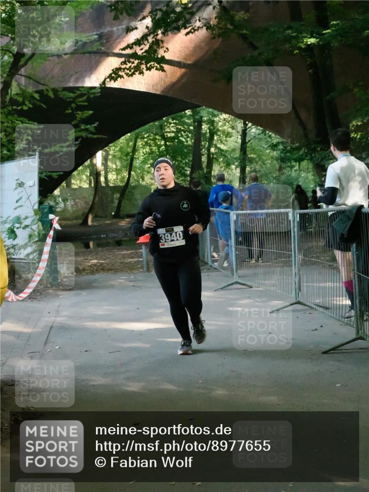 28.09.2025 - 33. Volkslauf durch das schöne Alstertal Fabian Wolf http://msf.ph/oto/8977655 28.09.2025 11:32:44 Laufen 3940 meine-sportfotos.de