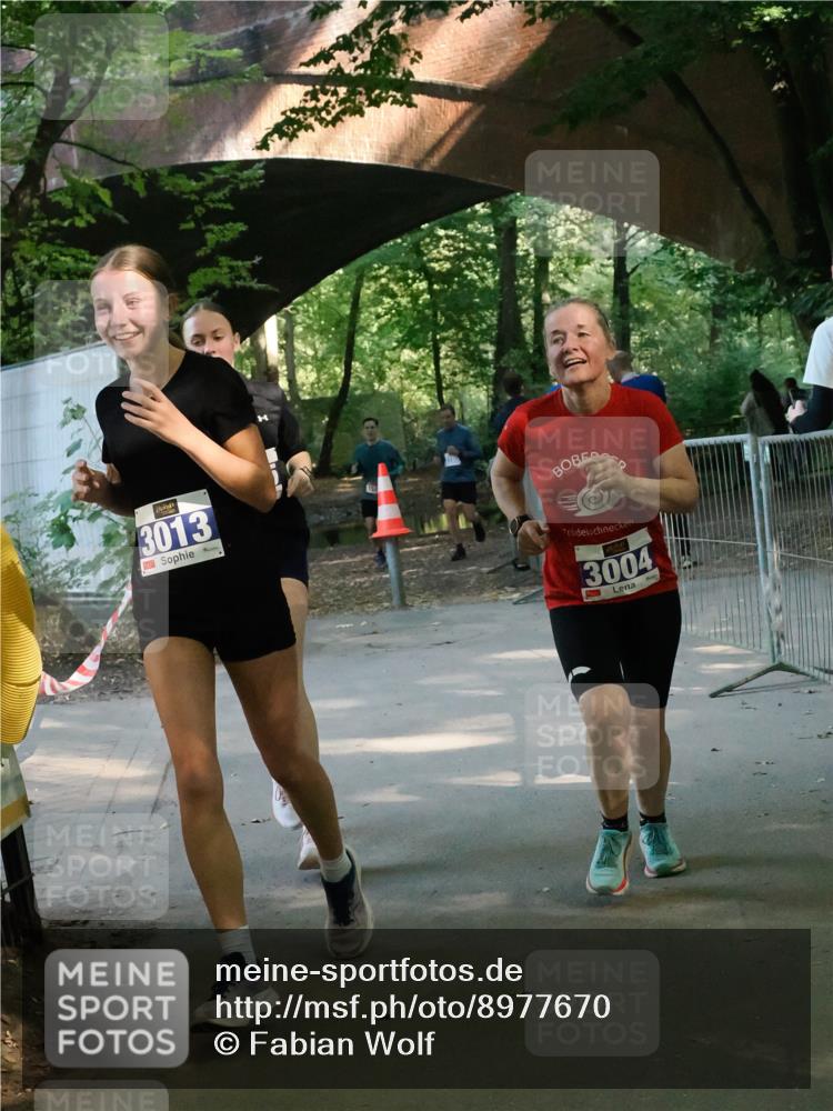 28.09.2025 - 33. Volkslauf durch das schöne Alstertal Fabian Wolf http://msf.ph/oto/8977670 28.09.2025 11:33:33 Laufen 3013, 3004 meine-sportfotos.de