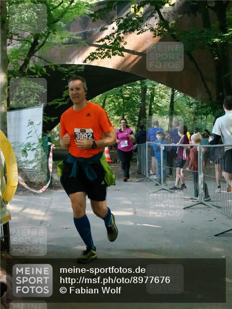 28.09.2025 - 33. Volkslauf durch das schöne Alstertal Fabian Wolf http://msf.ph/oto/8977676 28.09.2025 11:34:02 Laufen 3092, 3379 meine-sportfotos.de