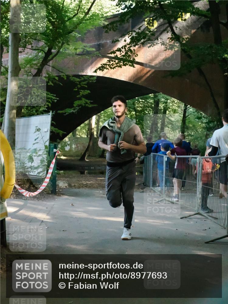 28.09.2025 - 33. Volkslauf durch das schöne Alstertal Fabian Wolf http://msf.ph/oto/8977693 28.09.2025 11:34:35 Laufen  meine-sportfotos.de
