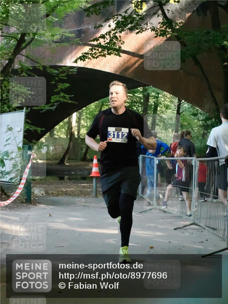 28.09.2025 - 33. Volkslauf durch das schöne Alstertal Fabian Wolf http://msf.ph/oto/8977696 28.09.2025 11:34:45 Laufen 3112 meine-sportfotos.de