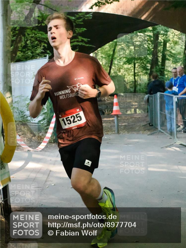28.09.2025 - 33. Volkslauf durch das schöne Alstertal Fabian Wolf http://msf.ph/oto/8977704 28.09.2025 11:36:34 Laufen 1525 meine-sportfotos.de
