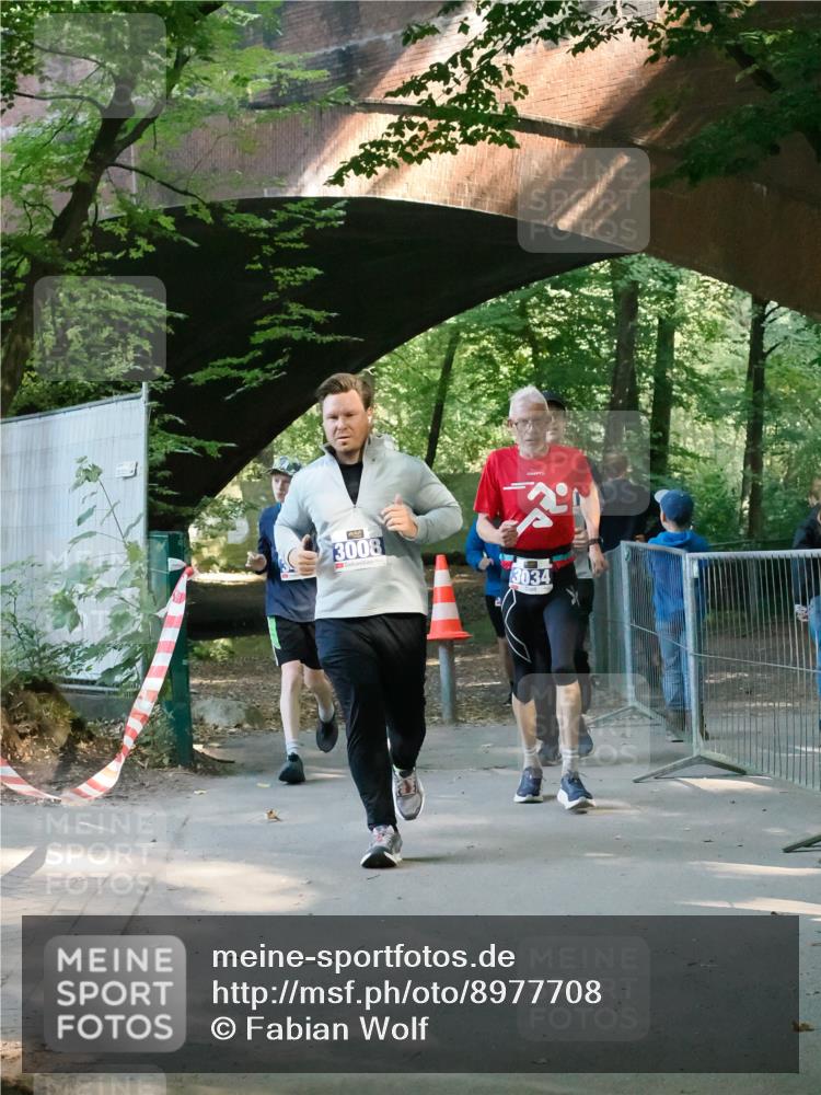 28.09.2025 - 33. Volkslauf durch das schöne Alstertal Fabian Wolf http://msf.ph/oto/8977708 28.09.2025 11:36:56 Laufen 3008, 3034 meine-sportfotos.de