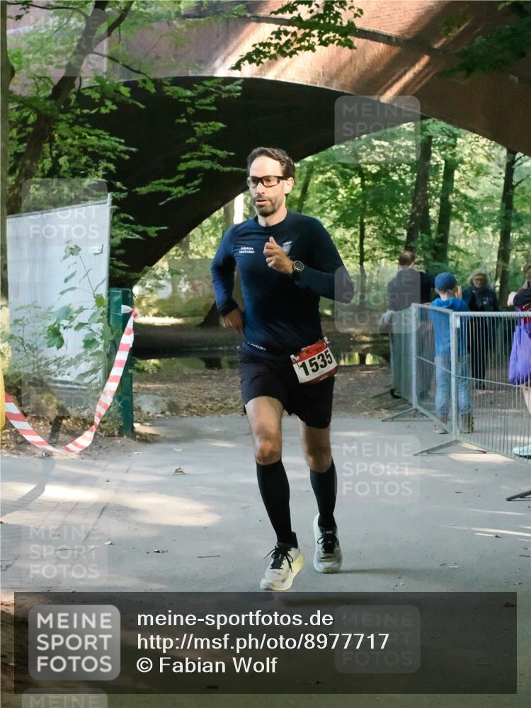 28.09.2025 - 33. Volkslauf durch das schöne Alstertal Fabian Wolf http://msf.ph/oto/8977717 28.09.2025 11:37:22 Laufen 1535 meine-sportfotos.de