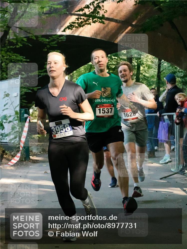 28.09.2025 - 33. Volkslauf durch das schöne Alstertal Fabian Wolf http://msf.ph/oto/8977731 28.09.2025 11:38:01 Laufen 3958, 1537, 162 meine-sportfotos.de