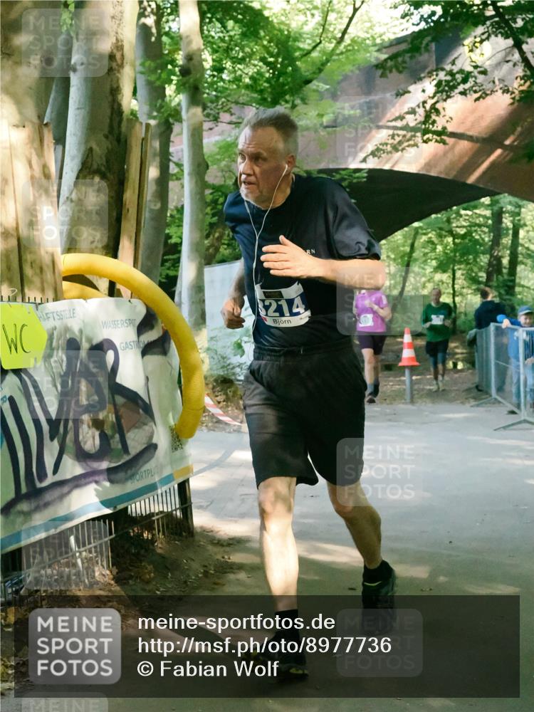 28.09.2025 - 33. Volkslauf durch das schöne Alstertal Fabian Wolf http://msf.ph/oto/8977736 28.09.2025 11:38:14 Laufen 214 meine-sportfotos.de