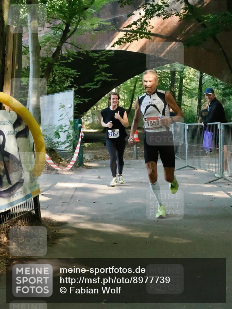 28.09.2025 - 33. Volkslauf durch das schöne Alstertal Fabian Wolf http://msf.ph/oto/8977739 28.09.2025 11:38:28 Laufen 3120, 1557 meine-sportfotos.de