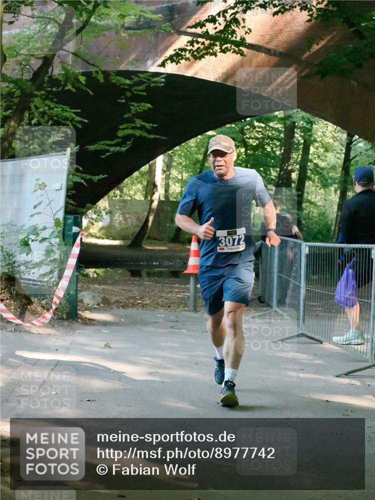 28.09.2025 - 33. Volkslauf durch das schöne Alstertal Fabian Wolf http://msf.ph/oto/8977742 28.09.2025 11:38:50 Laufen 3072 meine-sportfotos.de