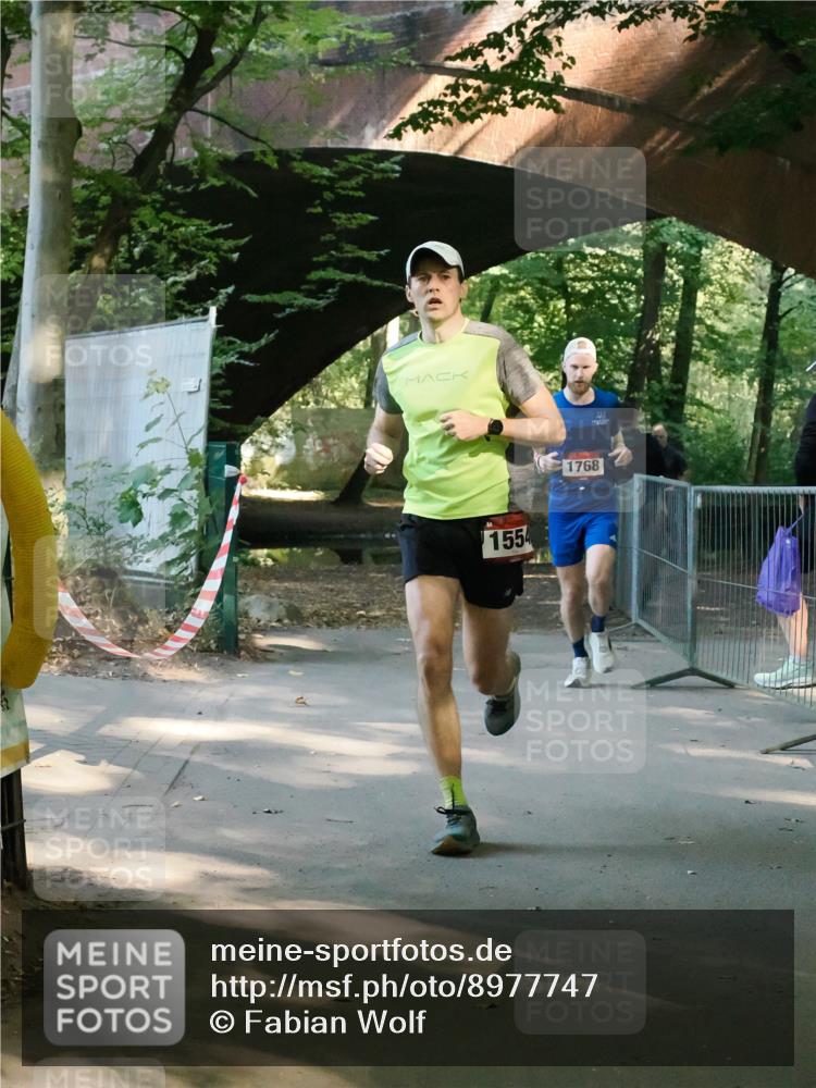 28.09.2025 - 33. Volkslauf durch das schöne Alstertal Fabian Wolf http://msf.ph/oto/8977747 28.09.2025 11:39:15 Laufen 1554, 1768 meine-sportfotos.de