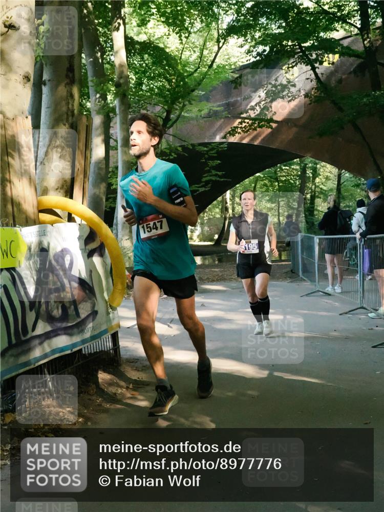 28.09.2025 - 33. Volkslauf durch das schöne Alstertal Fabian Wolf http://msf.ph/oto/8977776 28.09.2025 11:41:20 Laufen 1547, 195 meine-sportfotos.de