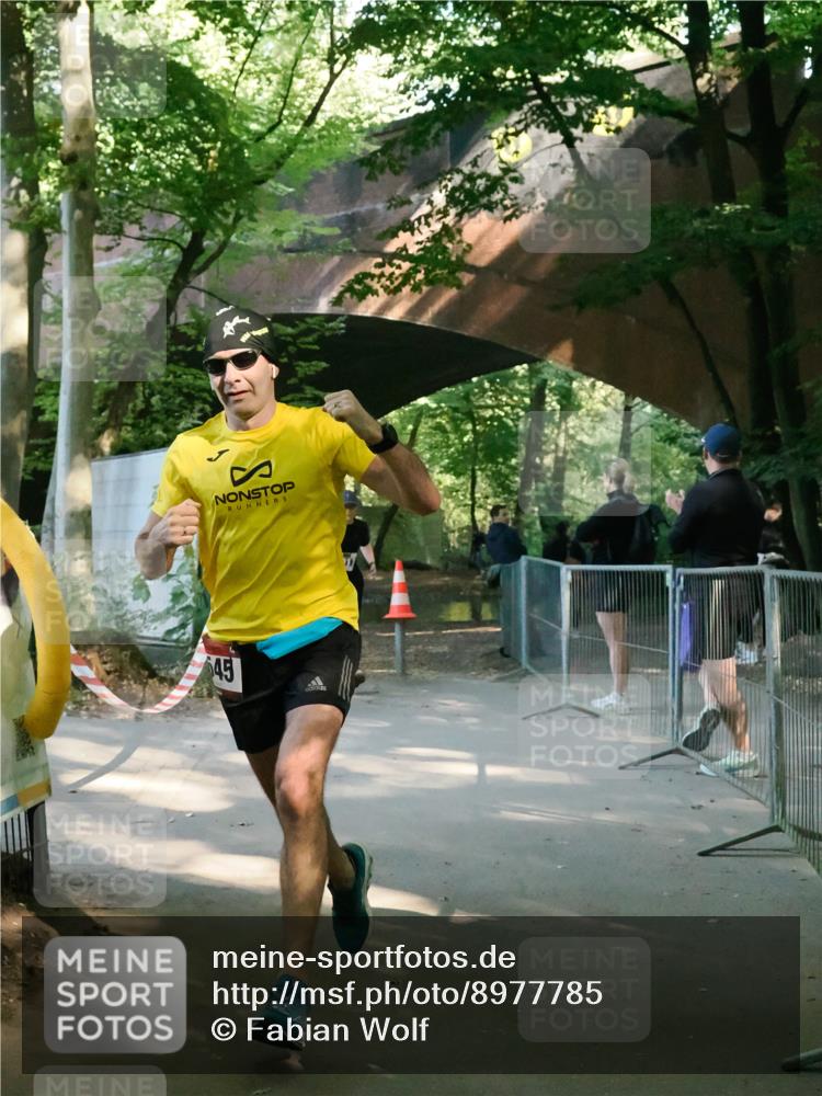 28.09.2025 - 33. Volkslauf durch das schöne Alstertal Fabian Wolf http://msf.ph/oto/8977785 28.09.2025 11:42:02 Laufen 45 meine-sportfotos.de