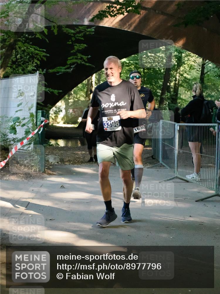 28.09.2025 - 33. Volkslauf durch das schöne Alstertal Fabian Wolf http://msf.ph/oto/8977796 28.09.2025 11:42:42 Laufen 3398, 1630 meine-sportfotos.de