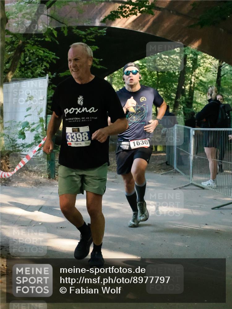 28.09.2025 - 33. Volkslauf durch das schöne Alstertal Fabian Wolf http://msf.ph/oto/8977797 28.09.2025 11:42:43 Laufen 3398, 1630 meine-sportfotos.de