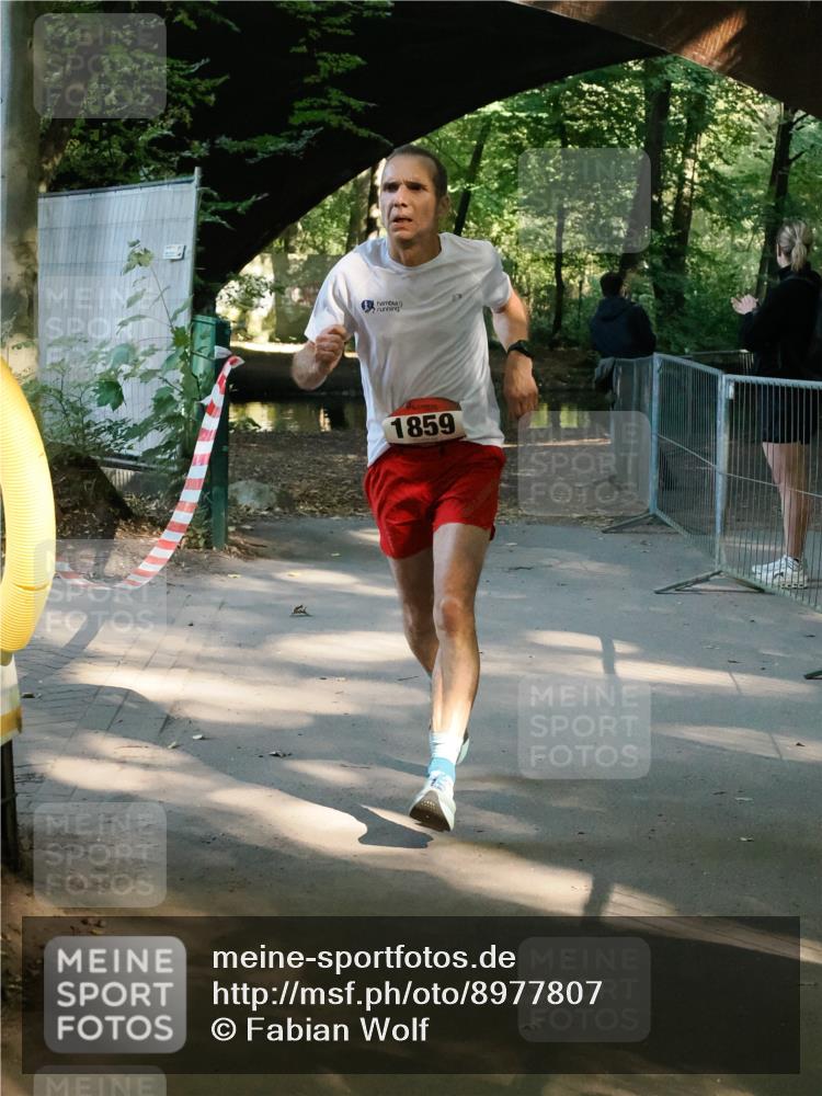28.09.2025 - 33. Volkslauf durch das schöne Alstertal Fabian Wolf http://msf.ph/oto/8977807 28.09.2025 11:43:39 Laufen 1859 meine-sportfotos.de