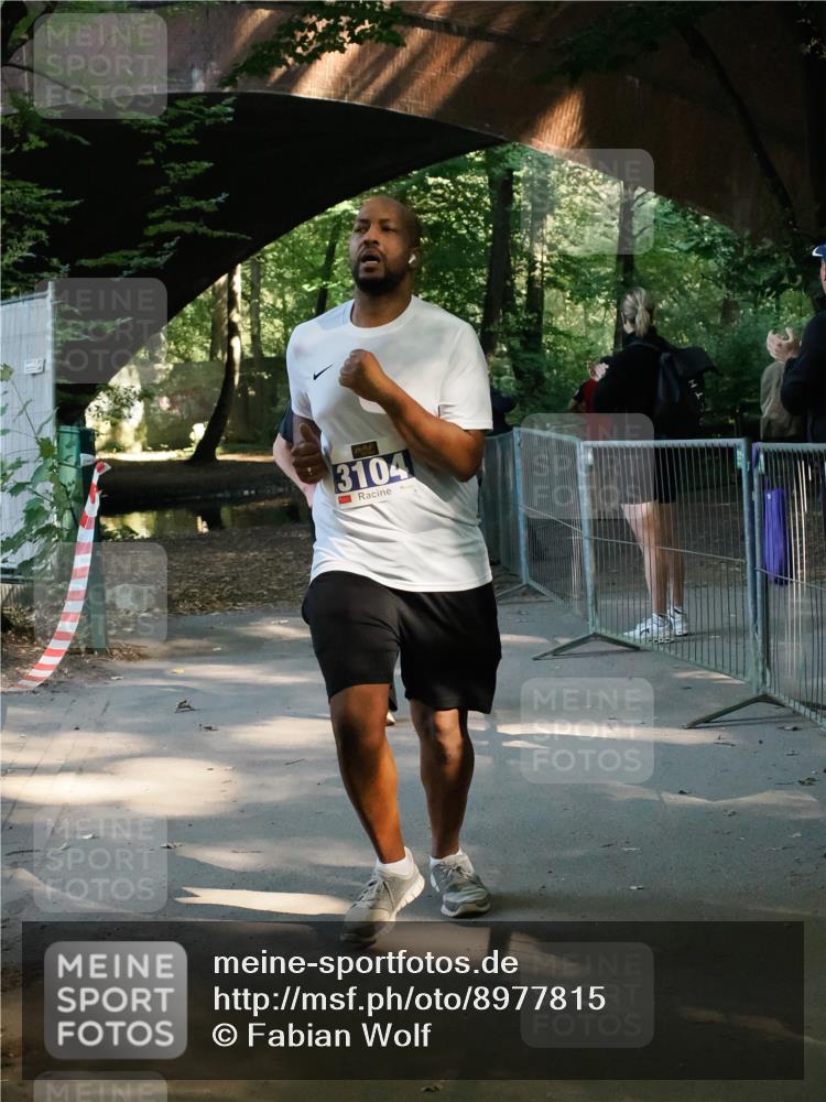 28.09.2025 - 33. Volkslauf durch das schöne Alstertal Fabian Wolf http://msf.ph/oto/8977815 28.09.2025 11:44:12 Laufen 3104 meine-sportfotos.de