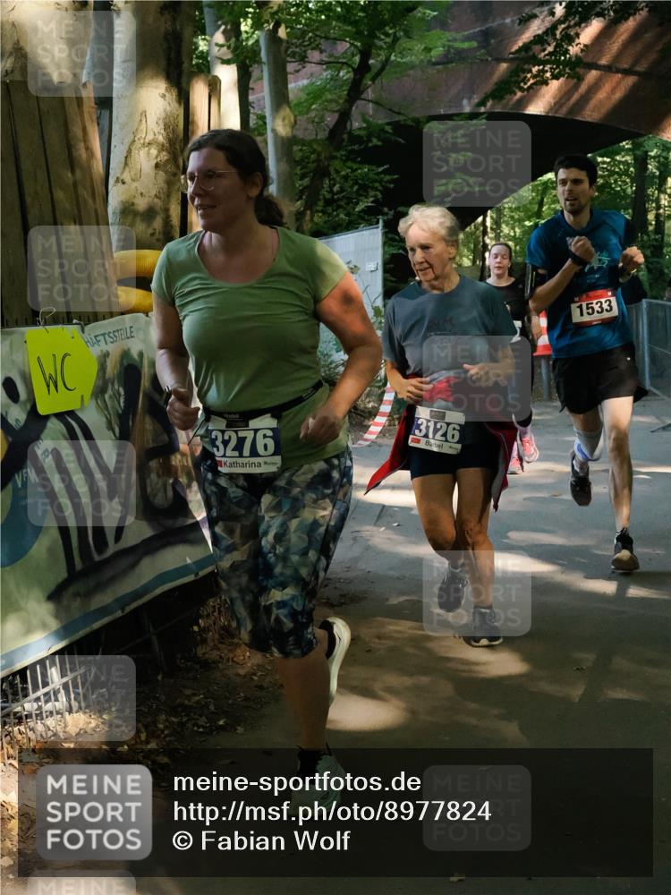 28.09.2025 - 33. Volkslauf durch das schöne Alstertal Fabian Wolf http://msf.ph/oto/8977824 28.09.2025 11:44:45 Laufen 3276, 3126, 1533 meine-sportfotos.de