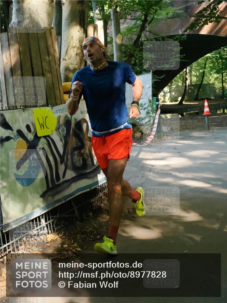 28.09.2025 - 33. Volkslauf durch das schöne Alstertal Fabian Wolf http://msf.ph/oto/8977828 28.09.2025 11:44:49 Laufen  meine-sportfotos.de