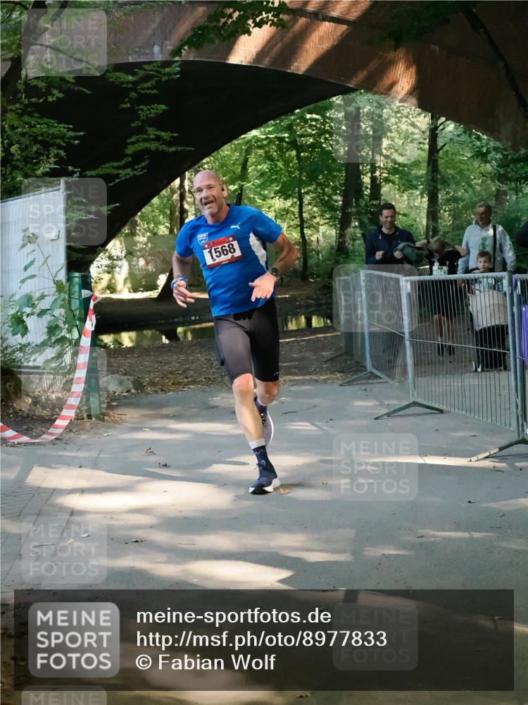 28.09.2025 - 33. Volkslauf durch das schöne Alstertal Fabian Wolf http://msf.ph/oto/8977833 28.09.2025 11:45:33 Laufen 1568 meine-sportfotos.de