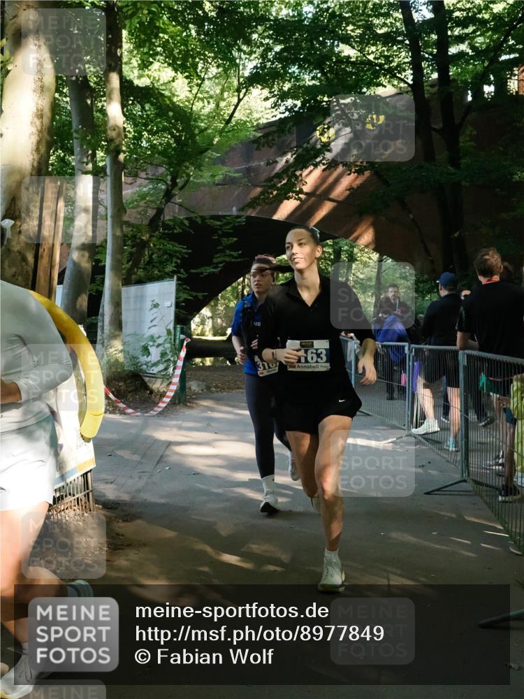 28.09.2025 - 33. Volkslauf durch das schöne Alstertal Fabian Wolf http://msf.ph/oto/8977849 28.09.2025 11:46:28 Laufen 310, 163 meine-sportfotos.de