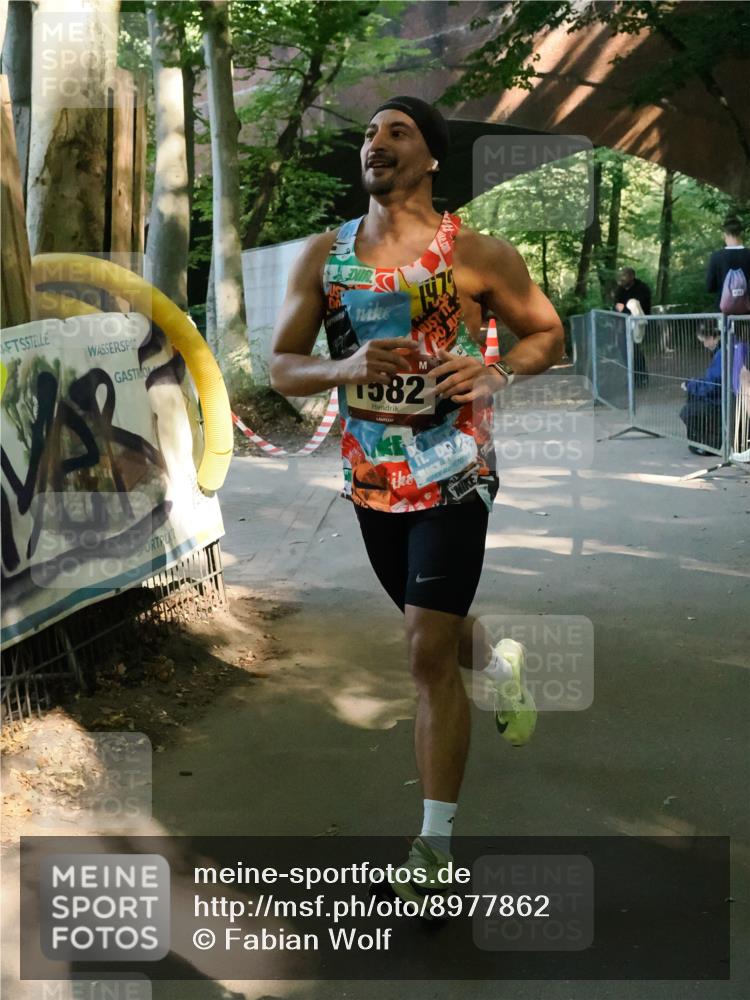28.09.2025 - 33. Volkslauf durch das schöne Alstertal Fabian Wolf http://msf.ph/oto/8977862 28.09.2025 11:47:23 Laufen 14, 29, 1582 meine-sportfotos.de