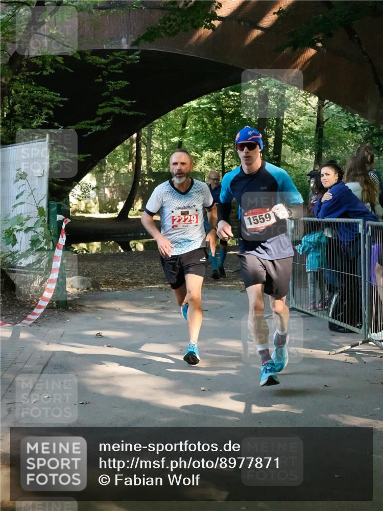 28.09.2025 - 33. Volkslauf durch das schöne Alstertal Fabian Wolf http://msf.ph/oto/8977871 28.09.2025 11:48:26 Laufen 2229, 1559 meine-sportfotos.de