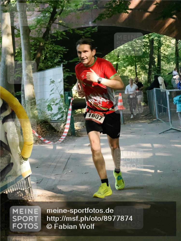 28.09.2025 - 33. Volkslauf durch das schöne Alstertal Fabian Wolf http://msf.ph/oto/8977874 28.09.2025 11:48:37 Laufen 1607, 112 meine-sportfotos.de