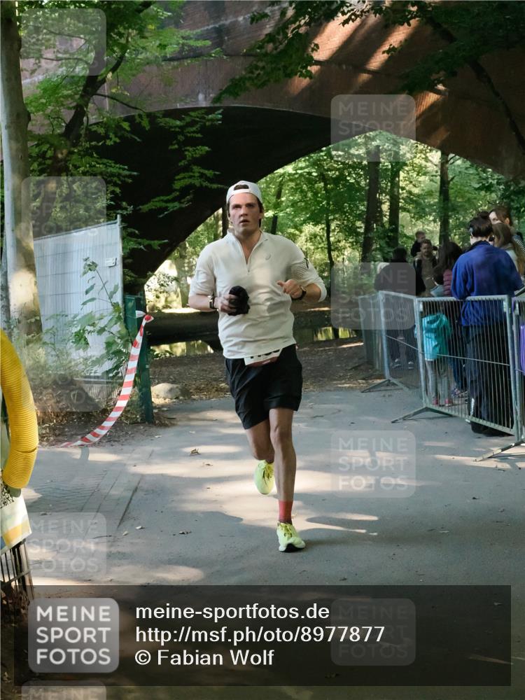 28.09.2025 - 33. Volkslauf durch das schöne Alstertal Fabian Wolf http://msf.ph/oto/8977877 28.09.2025 11:48:52 Laufen  meine-sportfotos.de