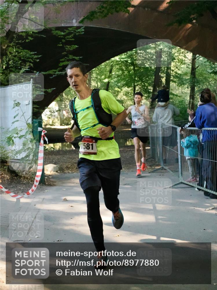 28.09.2025 - 33. Volkslauf durch das schöne Alstertal Fabian Wolf http://msf.ph/oto/8977880 28.09.2025 11:49:11 Laufen 1581, 2608 meine-sportfotos.de