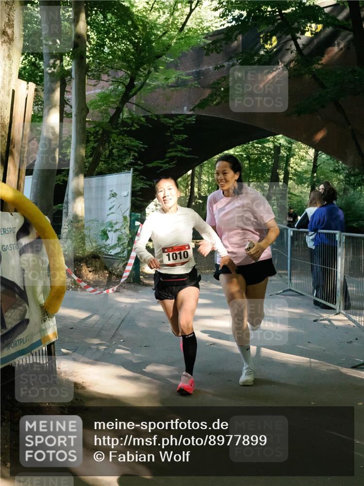 28.09.2025 - 33. Volkslauf durch das schöne Alstertal Fabian Wolf http://msf.ph/oto/8977899 28.09.2025 11:51:01 Laufen 1010 meine-sportfotos.de