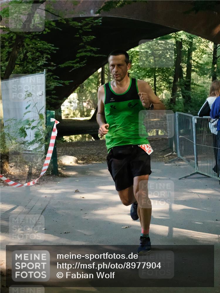 28.09.2025 - 33. Volkslauf durch das schöne Alstertal Fabian Wolf http://msf.ph/oto/8977904 28.09.2025 11:51:20 Laufen  meine-sportfotos.de