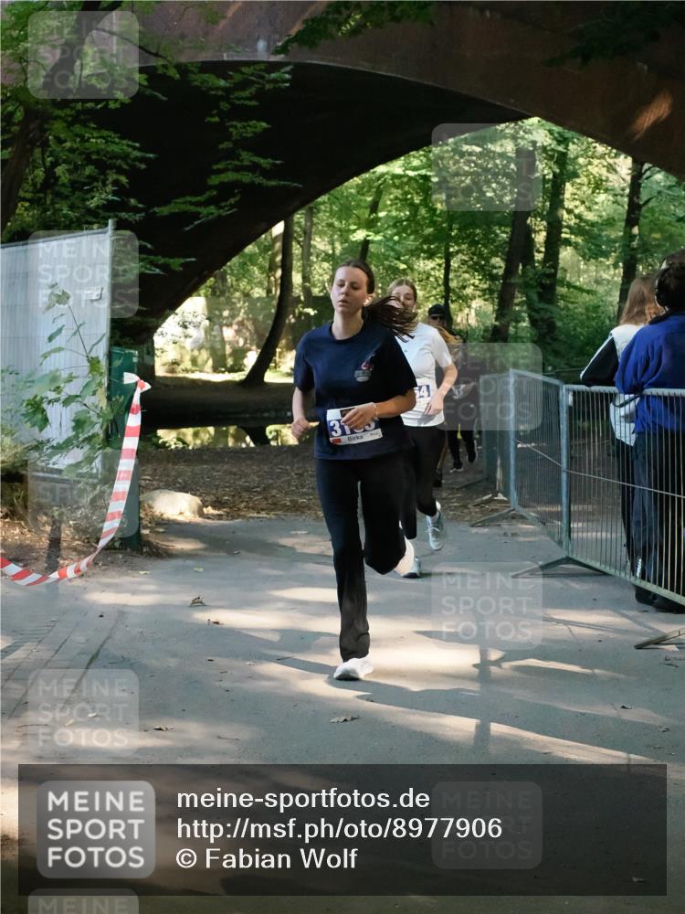 28.09.2025 - 33. Volkslauf durch das schöne Alstertal Fabian Wolf http://msf.ph/oto/8977906 28.09.2025 11:51:37 Laufen  meine-sportfotos.de