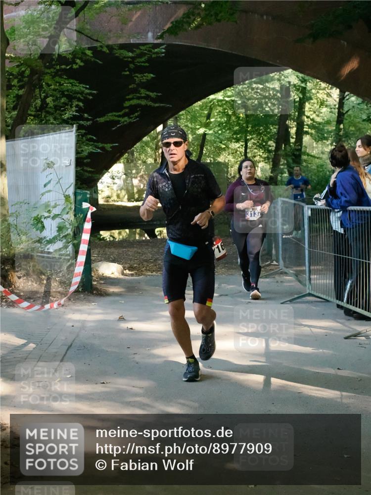 28.09.2025 - 33. Volkslauf durch das schöne Alstertal Fabian Wolf http://msf.ph/oto/8977909 28.09.2025 11:51:42 Laufen 16, 3137 meine-sportfotos.de