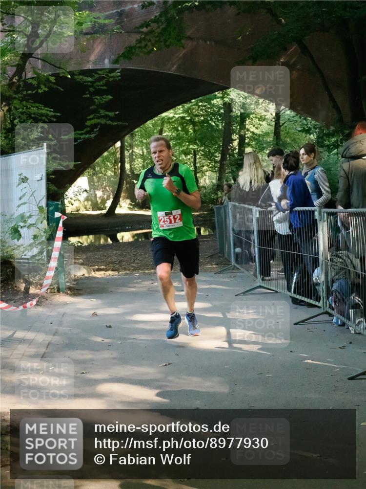 28.09.2025 - 33. Volkslauf durch das schöne Alstertal Fabian Wolf http://msf.ph/oto/8977930 28.09.2025 11:54:07 Laufen 2512 meine-sportfotos.de