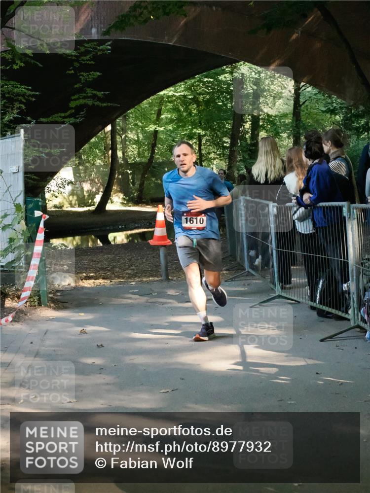 28.09.2025 - 33. Volkslauf durch das schöne Alstertal Fabian Wolf http://msf.ph/oto/8977932 28.09.2025 11:54:18 Laufen 1610 meine-sportfotos.de