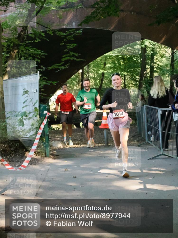 28.09.2025 - 33. Volkslauf durch das schöne Alstertal Fabian Wolf http://msf.ph/oto/8977944 28.09.2025 11:54:33 Laufen 1999, 1634, 1014 meine-sportfotos.de