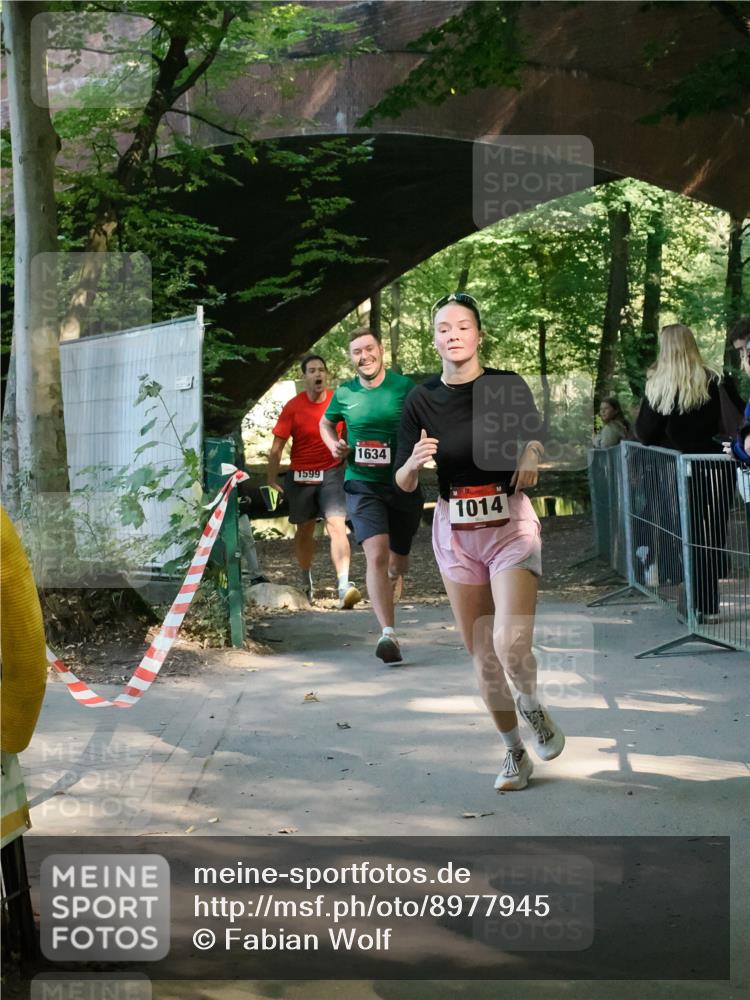 28.09.2025 - 33. Volkslauf durch das schöne Alstertal Fabian Wolf http://msf.ph/oto/8977945 28.09.2025 11:54:33 Laufen 1599, 1634, 1014 meine-sportfotos.de