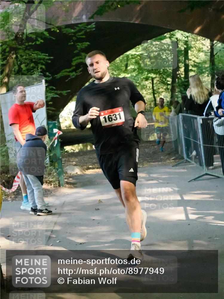 28.09.2025 - 33. Volkslauf durch das schöne Alstertal Fabian Wolf http://msf.ph/oto/8977949 28.09.2025 11:54:47 Laufen 1631 meine-sportfotos.de